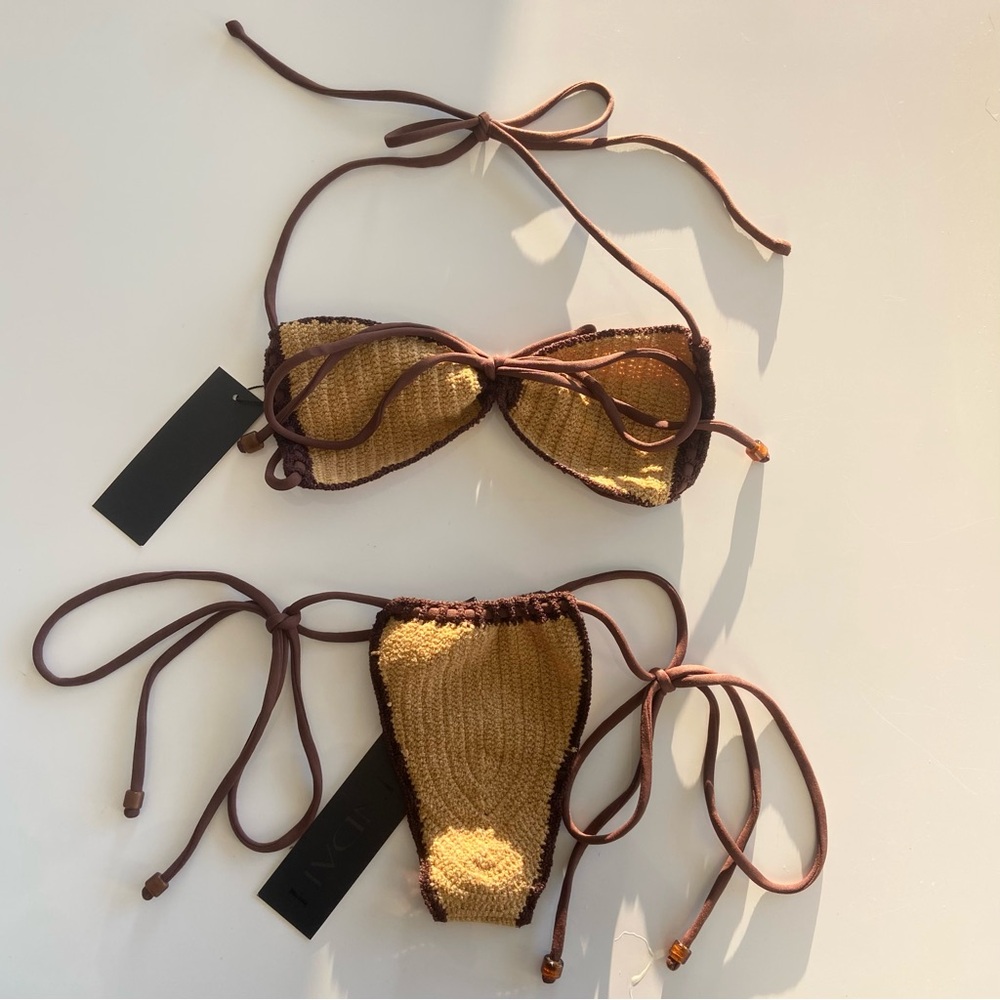 Indah Bikini